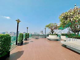 Infinity 28 Hotel & Residence