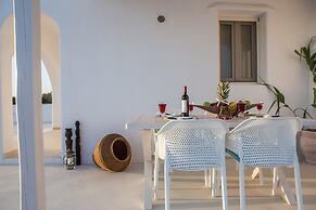 Naxian Lounge Villas