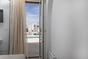 Naxian Lounge Villas