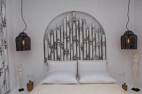 Naxian Lounge Villas