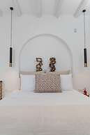 Naxian Lounge Villas