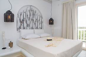 Naxian Lounge Villas