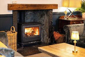 Altskeith Country House on Loch Ard