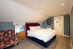 Altskeith Country House on Loch Ard