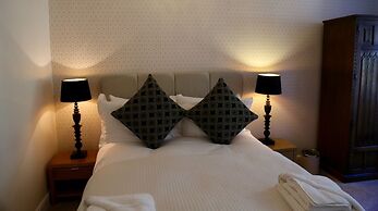 Altskeith Country House on Loch Ard