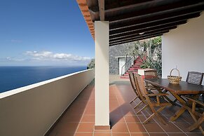 Casa do Julio by Our Madeira