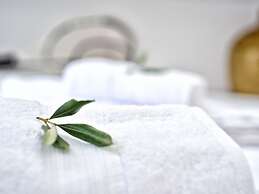 Mavres Luxury Studio