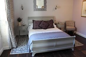 Le Patio Chambres et Table dHotes