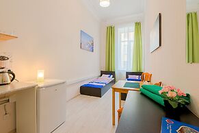 Apart Hotel 4Friends