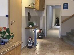 Apartment Ahsbahs Suite near Airport
