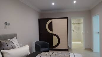 Apartment Ahsbahs Suite near Airport