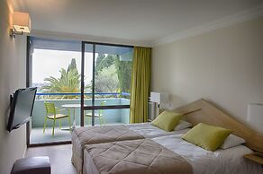 Aec Village Vacances - Les Cèdres