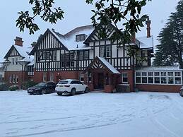 Oyo Dunmar House Hotel