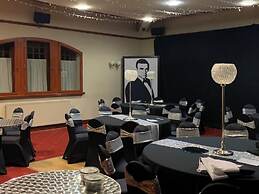 Oyo Dunmar House Hotel