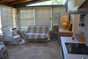 Alekos Beach Houses - Natura Verde