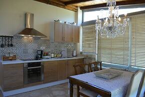 Alekos Beach Houses - Natura Verde