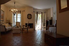 Alekos Beach Houses - Natura Verde