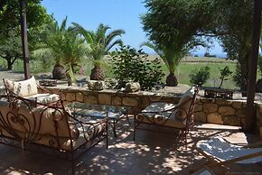 Alekos Beach Houses - Natura Verde