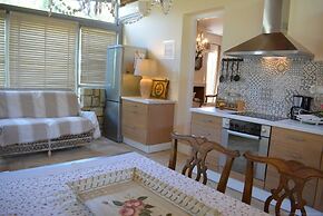 Alekos Beach Houses - Natura Verde