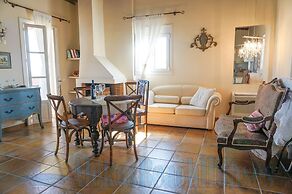 Alekos Beach Houses - Natura Gialla