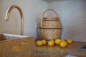 Alekos Beach Houses - Natura Gialla