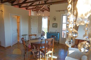 Alekos Beach Houses - Natura Gialla