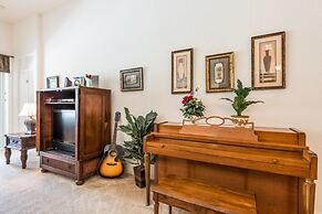 7BR Pool Home Emerald Island by SHV-8409