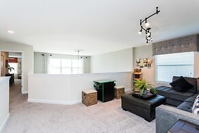 7BR Pool Home Emerald Island by SHV-8409