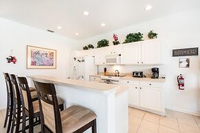 7BR Pool Home Emerald Island by SHV-8409