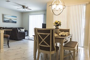 7BR Pool Home Emerald Island by SHV-8409