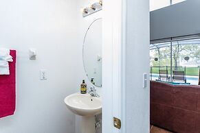 7BR Pool Home Emerald Island by SHV-8409