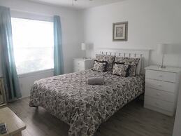 7BR Pool Home Emerald Island by SHV-8409