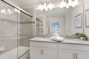 7BR Pool Home Emerald Island by SHV-8409