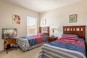 7BR Pool Home Emerald Island by SHV-8409