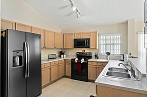 7BR Pool Home Emerald Island by SHV-8409