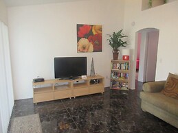 7BR Pool Home Emerald Island by SHV-8409