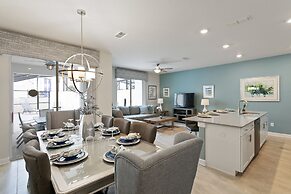 7BR Pool Home Emerald Island by SHV-8409