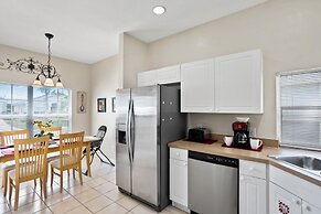 7BR Pool Home Emerald Island by SHV-8409