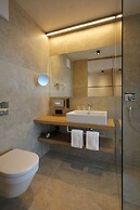 2nd Home Hotel