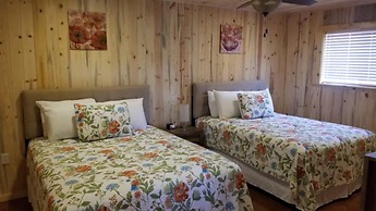 Bluff Gardens Cabins