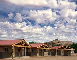 Bluff Gardens Cabins