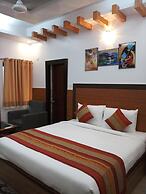 Hotel The Golden Sunrise