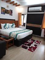 Hotel The Golden Sunrise