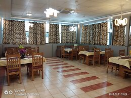 Hotel The Golden Sunrise