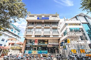 FabHotel Oriental Suites MG Road