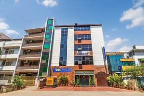 FabHotel Oakwey Inn