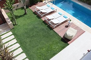 Fos Villa your place under the Cretan Sun with private heated pool