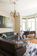 Easyhosts.Amazing Victorian House