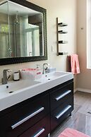 Easyhosts.Amazing Victorian House