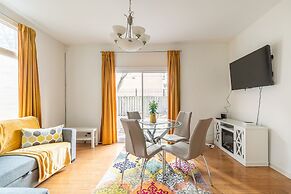 Easyhosts.Amazing Victorian House